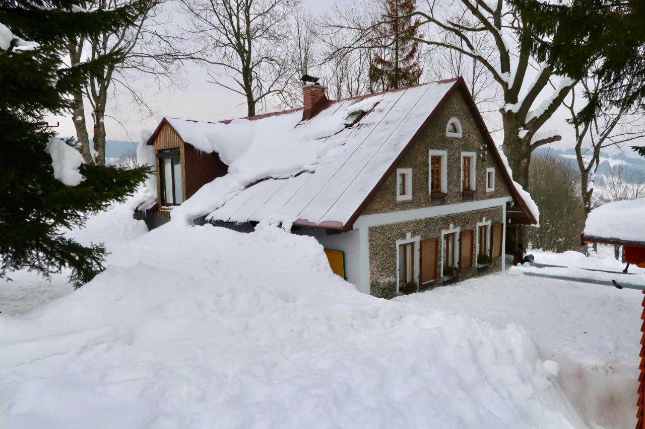 Chata U Zmrzlyho Vrchlabí エクステリア 写真